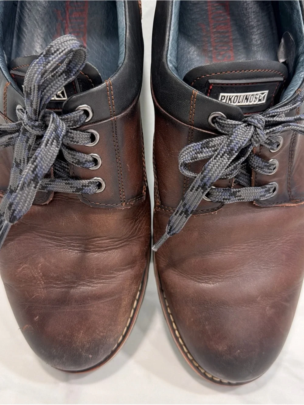 PIKOLINOS Brown Leather Derby Shoes with Gray Laces